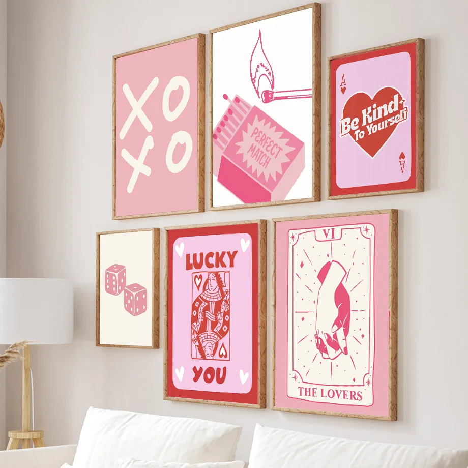 Pink Lucky Poker Queen Heart D - Home Decor Y2K recension och pris