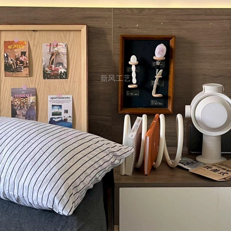 Creative Minimalist Metal Maga - Home Decor Magazine recension och pris